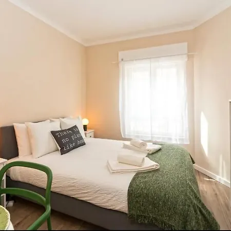 In The Center Of Lägenhet *