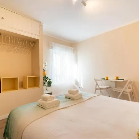 In The Center Of Apartment Cascais