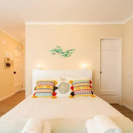 In The Center Of Lägenhet Cascais