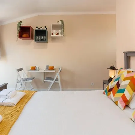 In The Center Of Lägenhet Cascais